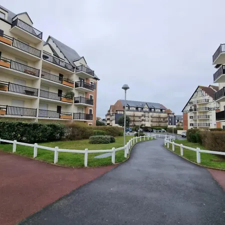 Apartment Fully-equipped Close To The Cabourg